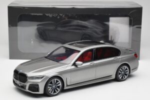 BMW M760i G12 V12 Final Edition Gris GT Spirit 1:18 GT478 Resina - imagen 6 de 6