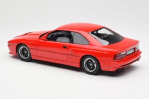 BMW M8 E31 Prototype Rojo Schuco 1:18 450020900 Metal - imagen 5 de 6