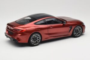 BMW M8 F91 Convertible Storm Bay Metallic Minichamps 1:18 110029020 Metal - imagen 3 de 8