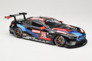 BMW M8 GTE RLL Racing #24 J. Krohn / J. Edwards Class Winners 24 Hours of Daytona 2020 Minichamps 1:18 155202924 Metal - imagen 4 de 6