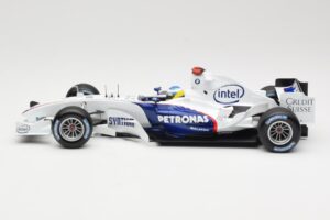 BMW Sauber F1.06 #16 N. Heidfeld Launch Version 2006 Minichamps 1:18 80430413183 Metal - imagen 3 de 6