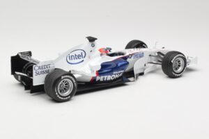 BMW Sauber F1.07 #10 R. Kubica Launch Version 2007 Minichamps 1:18 80430426995 Metal - imagen 2 de 7