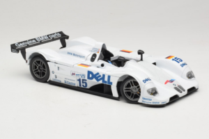 BMW V12 LMR #15 Y. Dalmas / J. Winkelhock / P. Martini 24 Hours of Le Mans Winner 1999 Maisto 1:18 56062 Metal - imagen 6 de 8