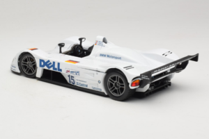 BMW V12 LMR #15 Y. Dalmas / J. Winkelhock / P. Martini 24 Hours of Le Mans Winner 1999 Maisto 1:18 56062 Metal - imagen 7 de 8