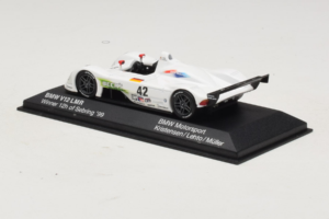 BMW V12 LMR #42 T. Kristensen / J.J. Lehto / J. Muller 24 Hours of Le Mans 1999 Minichamps 1:43 80429418137 Metal - imagen 3 de 5