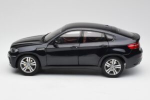 BMW X6 M F86 Negro Kyosho 1:18 80432157613 Metal - imagen 4 de 8
