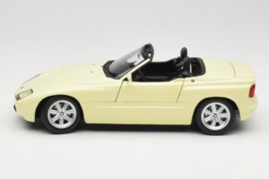 BMW Z1 Amarillo Minichamps 1:18 180020104 Metal - imagen 4 de 8