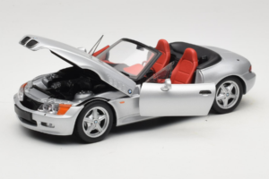 BMW Z3 Cabriolet Plata UT Models 1:18 20402 Metal - imagen 2 de 8