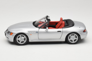 BMW Z3 Cabriolet Plata UT Models 1:18 20402 Metal - imagen 4 de 8
