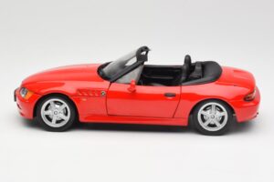 BMW Z3 E36/7 Cabriolet Rojo UT Models 1:18 180024330 Metal - imagen 4 de 8