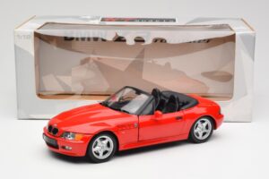 BMW Z3 E36/7 Cabriolet Rojo UT Models 1:18 180024330 Metal - imagen 8 de 8