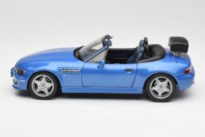 BMW Z3 M Roadster Con Portaequipajes Azul Metálico UT Models 1:18 20416 Metal - imagen 4 de 8