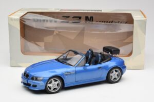 BMW Z3 M Roadster Con Portaequipajes Azul Metálico UT Models 1:18 20416 Metal - imagen 8 de 8
