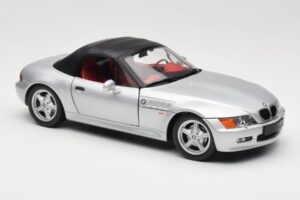BMW Z3 Roadster 1.8 Plata UT Models 1:18 20404 Metal - imagen 6 de 8
