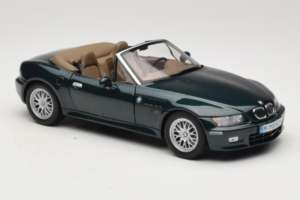 BMW Z3 Roadster 2.8 Verde Oscuro Edición Concesionario UT Models 1:18 80439411713 Metal - imagen 6 de 8