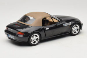 BMW Z3 Roadster Verde Edición Concesionario UT Models 1:18 80439411711 Metal - imagen 3 de 8