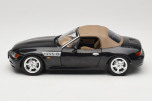 BMW Z3 Roadster Verde Edición Concesionario UT Models 1:18 80439411711 Metal - imagen 4 de 8