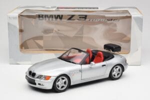 BMW Z3 Roadster Con Portaequipajes Plata UT Models 1:18 20407 Metal - imagen 8 de 8