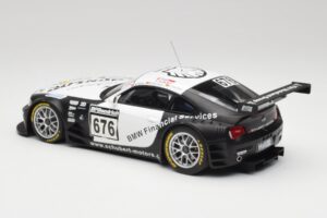 BMW Z4 #676 H. Stuck / J. Hennerici / D. Hurtgen Team Schubert Nürburgring 24 Hours 2006 AUTOart 1:18 80649 Metal - imagen 5 de 6