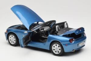 BMW Z4 E85 Azul Metallic Motormax 1:18 73144 Metal - imagen 5 de 8