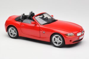 BMW Z4 E85 Roadster Rojo Bburago 1:18 34046 Metal - imagen 6 de 8