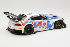 BMW Z4 E89 GT3 #9 Roal Motorsport A. Zanardi / B. Spengler 24 Hours of Spa 2015 Minichamps 1:18 151152309 Metal - imagen 2 de 6