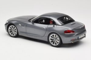 BMW Z4 E89 sDrive 35i Space Grey Metallic Kyosho 1:18 80432147085 Metal - imagen 7 de 8