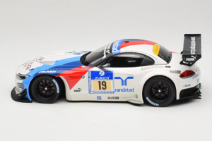 BMW Z4 GT3 #19 Team Schubert J. Muller / D. Muller ADAC 24 Hours Nurburgring 2013 Minichamps 1:18 151132319 Metal - imagen 3 de 6