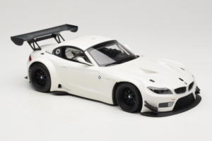 BMW Z4 GT3 E89 Blanco Minichamps 1:18 151122301 Metal - imagen 4 de 6