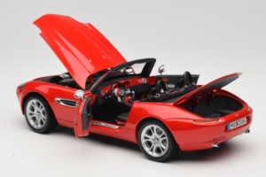 BMW Z8 Rojo Kyosho 1:18 80439411730 Metal - imagen 6 de 9