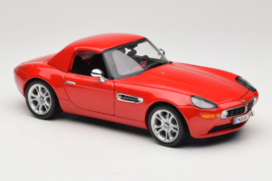 BMW Z8 Rojo Kyosho 1:18 80439411730 Metal - imagen 7 de 9