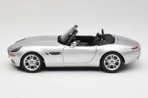 BMW Z8 E52 Cabriolet Plata Kyosho 1:18 80432411551 Metal - imagen 4 de 8