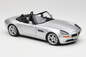BMW Z8 E52 Cabriolet Plata Kyosho 1:18 80432411551 Metal - imagen 6 de 8
