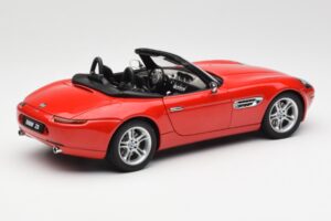 BMW Z8 E52 Rojo AUTOart 1:18 70513 Metal - imagen 3 de 8