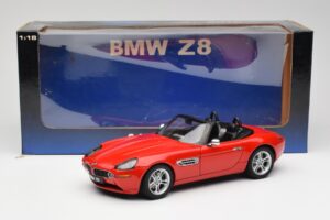 BMW Z8 E52 Rojo AUTOart 1:18 70513 Metal - imagen 8 de 8