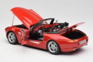 BMW Z8 E52 Rojo Metalizado Bburago 1:18 18-12032 Metal - imagen 5 de 8