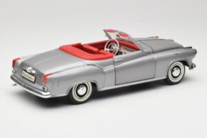 Borgward Isabella Cabriolet Plata Revell 1:18 8411 Metal - imagen 3 de 8