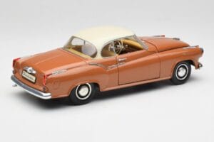 Borgward Isabella Coupe Bronce Blanco Revell 1:18 08982 Metal - imagen 3 de 8