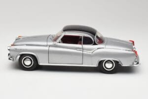 Borgward Isabella Coupé Gris & Negro Revell 1:18 8989 Metal - imagen 3 de 8