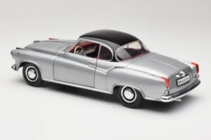 Borgward Isabella Coupé Gris & Negro Revell 1:18 8989 Metal - imagen 4 de 8