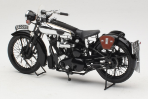 Brough Superior SS 100 T. E. Lawrence Minichamps 1:18 122135500 Metal - imagen 5 de 6