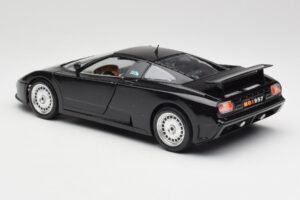 Bugatti EB110 Negro Bburago 1:18 3055 Metal - imagen 7 de 8