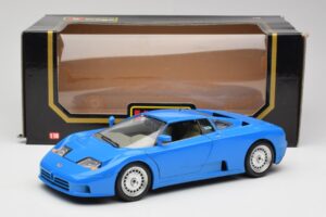 Bugatti EB110 Azul Bburago 1:18 3035 Metal - imagen 8 de 8