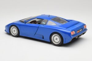 Bugatti EB110 Azul Oscuro Bburago 1:18 3035-DB Metal - imagen 7 de 8