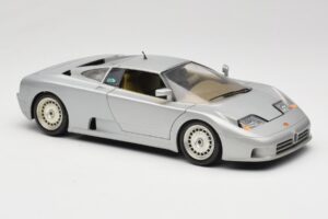 Bugatti EB110 Plata Bburago 1:18 3035-S Metal - imagen 6 de 8