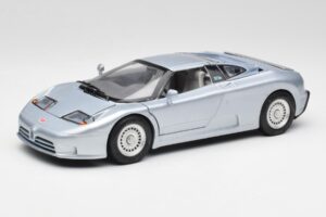 Bugatti EB110 SS Plata Anson 1:18 30303-W-M2 Metal