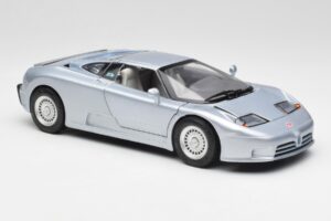Bugatti EB110 SS Plata Anson 1:18 30303-W-M2 Metal - imagen 6 de 8