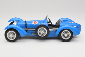 Bugatti Type 51 Grand Prix #14 Azul Bburago 1:18 3012-M1 Metal - imagen 3 de 6