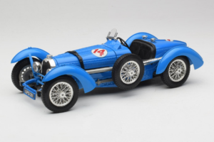 Bugatti Type 51 Grand Prix #14 Azul Bburago 1:18 3012-M1 Metal