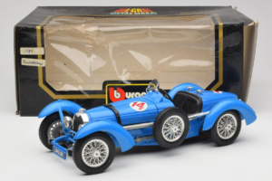 Bugatti Type 51 Grand Prix #14 Azul Bburago 1:18 3012-M1 Metal - imagen 6 de 6